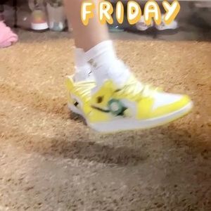 Meet your Posher, Alyssa